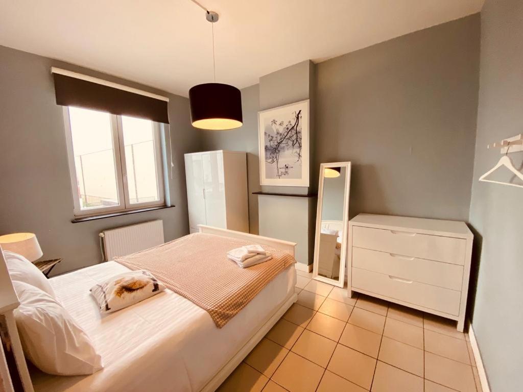 Fenetre Sur Le Standard De Liege Daire Ougree Dış mekan fotoğraf