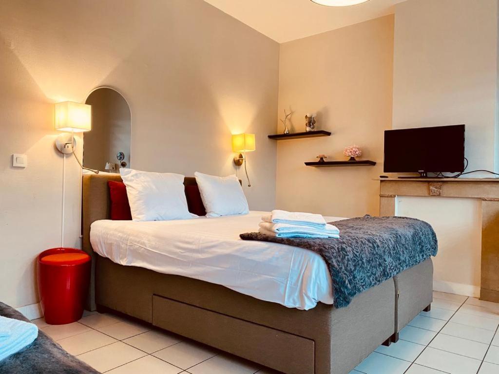 Fenetre Sur Le Standard De Liege Daire Ougree Dış mekan fotoğraf